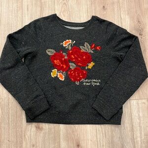 Abercrombie & Fitch Floral Embroidered Sweatshirt sz m